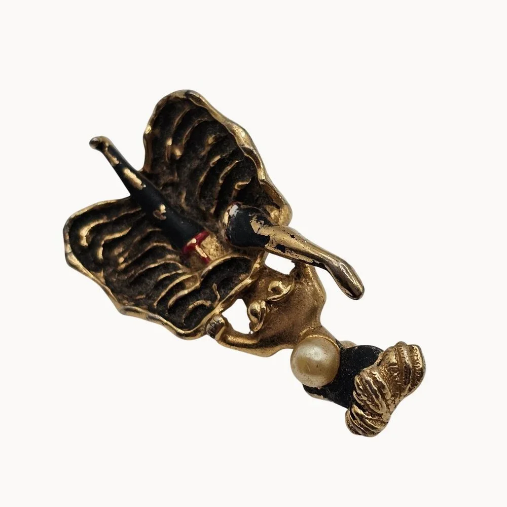 VTG Gold-Tone Enamel Painted Pearl Faced French Cabernet Cancan Dancer‎ Brooch